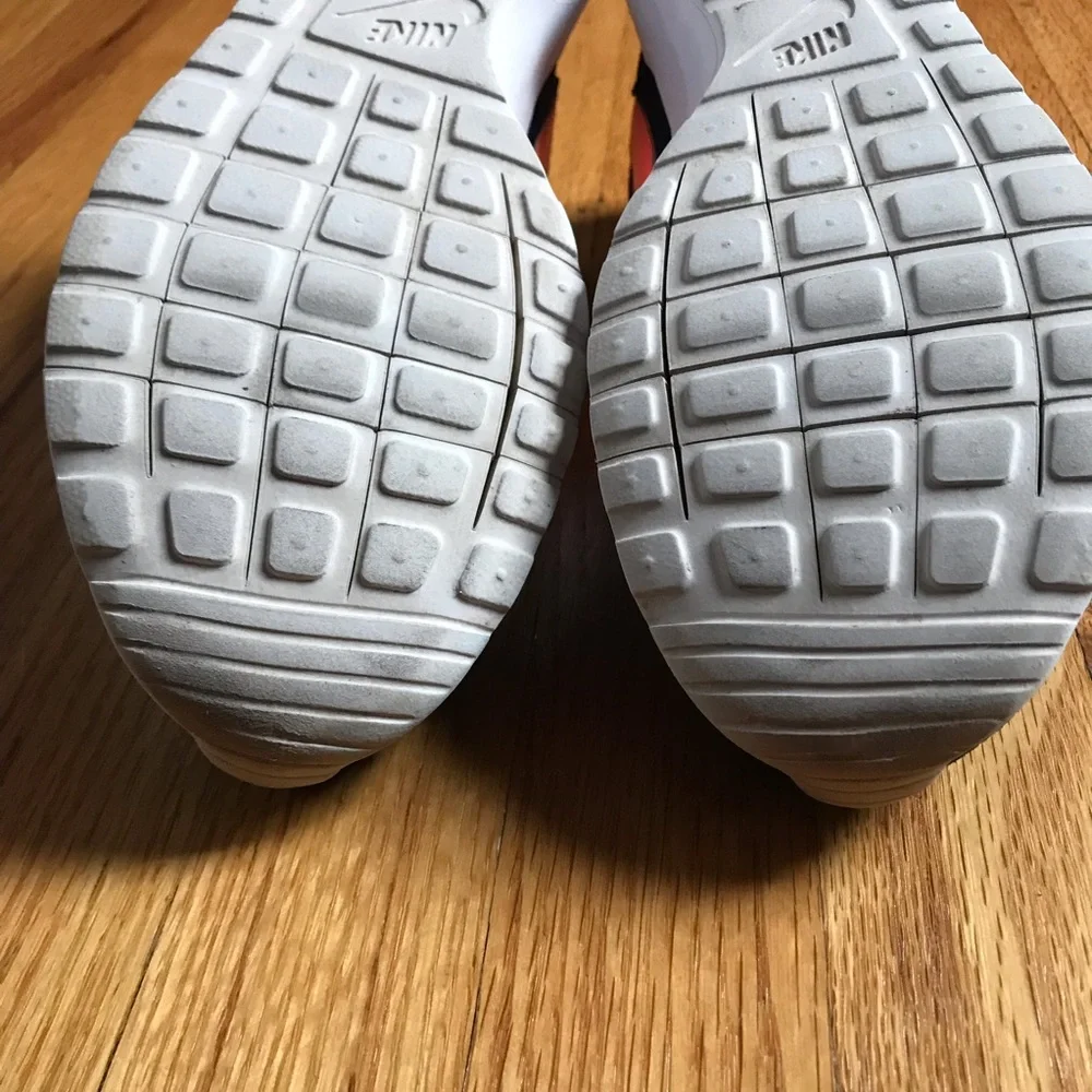 Nike lightweight everyday
